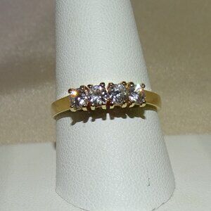 RING WITH SAPPHIRE STONES